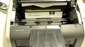 Что делать если в принтере застряла бумага? Как достать бумагу из принтера?